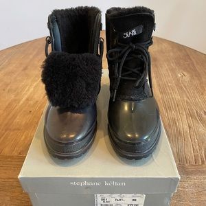 SOLD. Searle winter waterproof fur lined ladies ankle boots size 8B